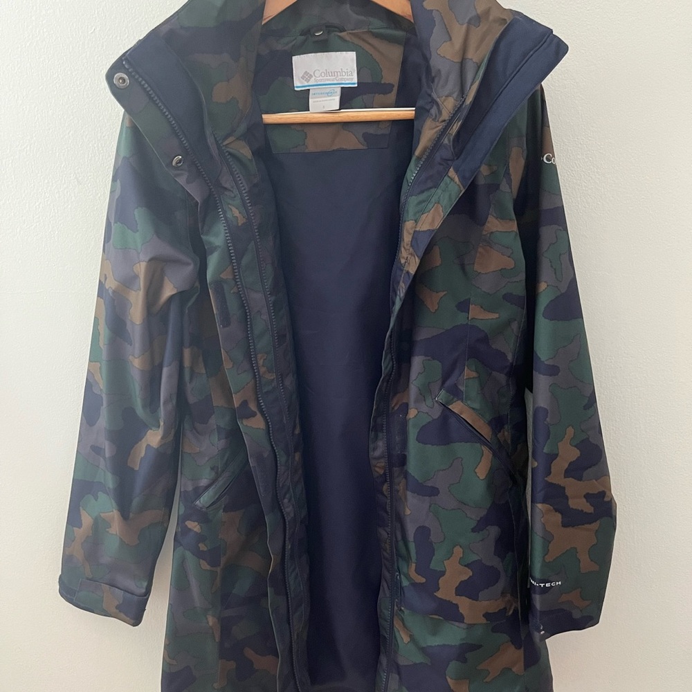 🚫Sold🚫Women's Columbia Camo Drop
Tail Winter Fall Ski Jacket Camouflage